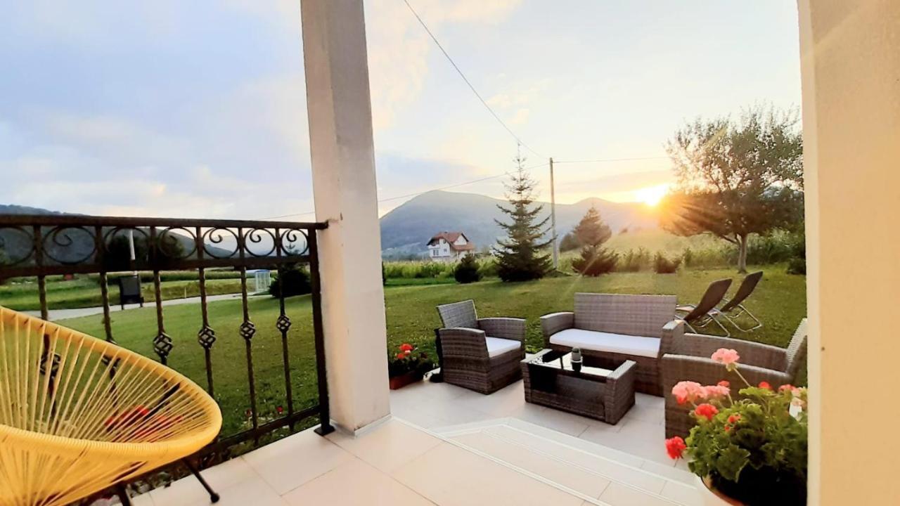 Apartment Golden Fields Smoljanac Exterior photo