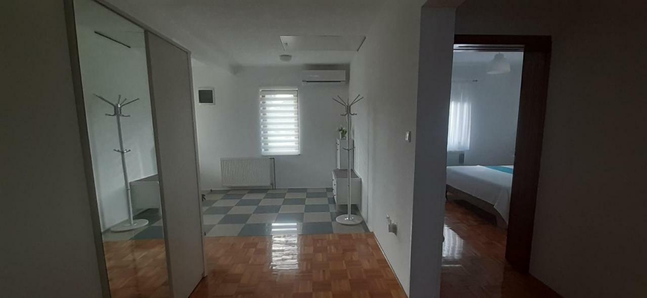 Apartment Golden Fields Smoljanac Exterior photo
